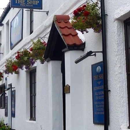 The Ship Inn Holy Island of Lindisfarne Exterior photo