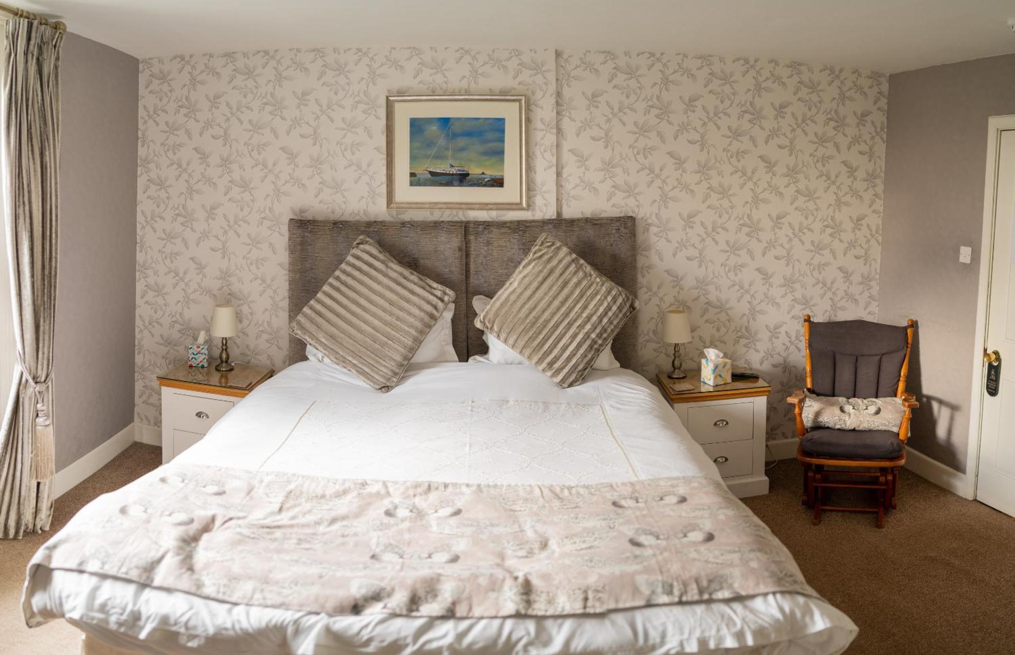 The Ship Inn Holy Island of Lindisfarne Room photo